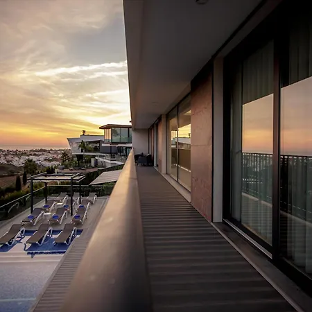 Luxury Modern Villa Aguia Mar Stunning Sea View-3